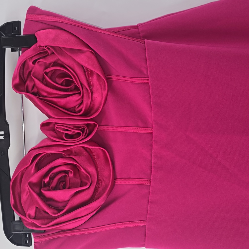 Monique Lhuillier Stella Rosette Corset  Fuchsia Strapless Gown - Picture 6 of 14